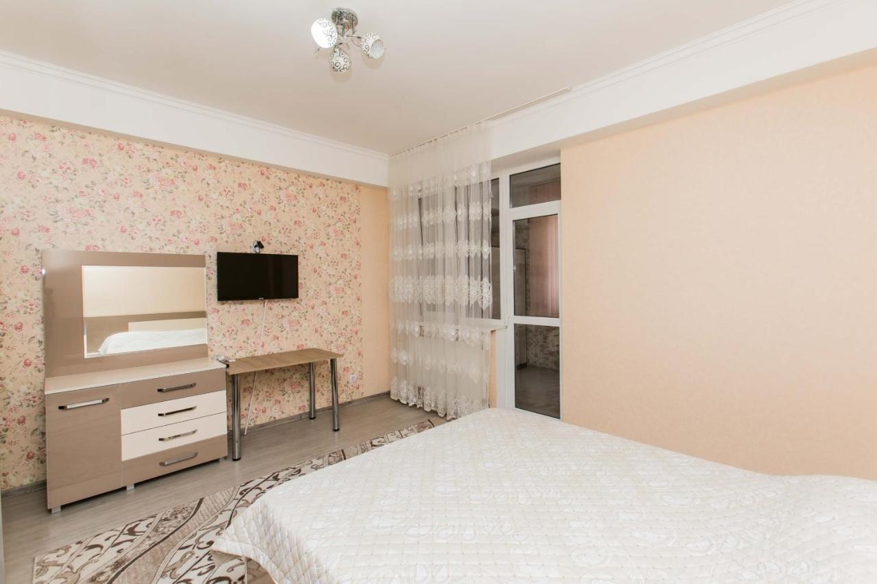 Apartament Spatios In Complex Residential Chisinau Exterior photo