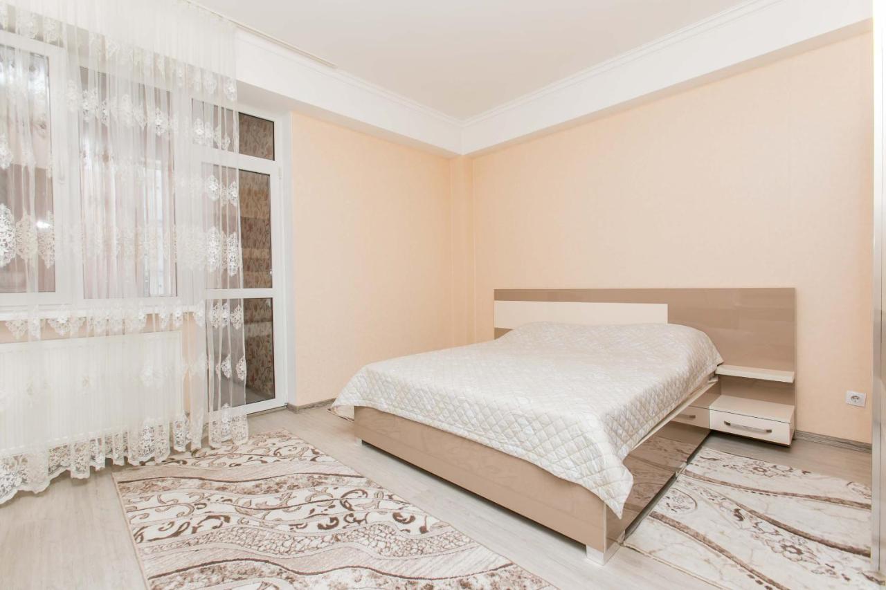Apartament Spatios In Complex Residential Chisinau Exterior photo