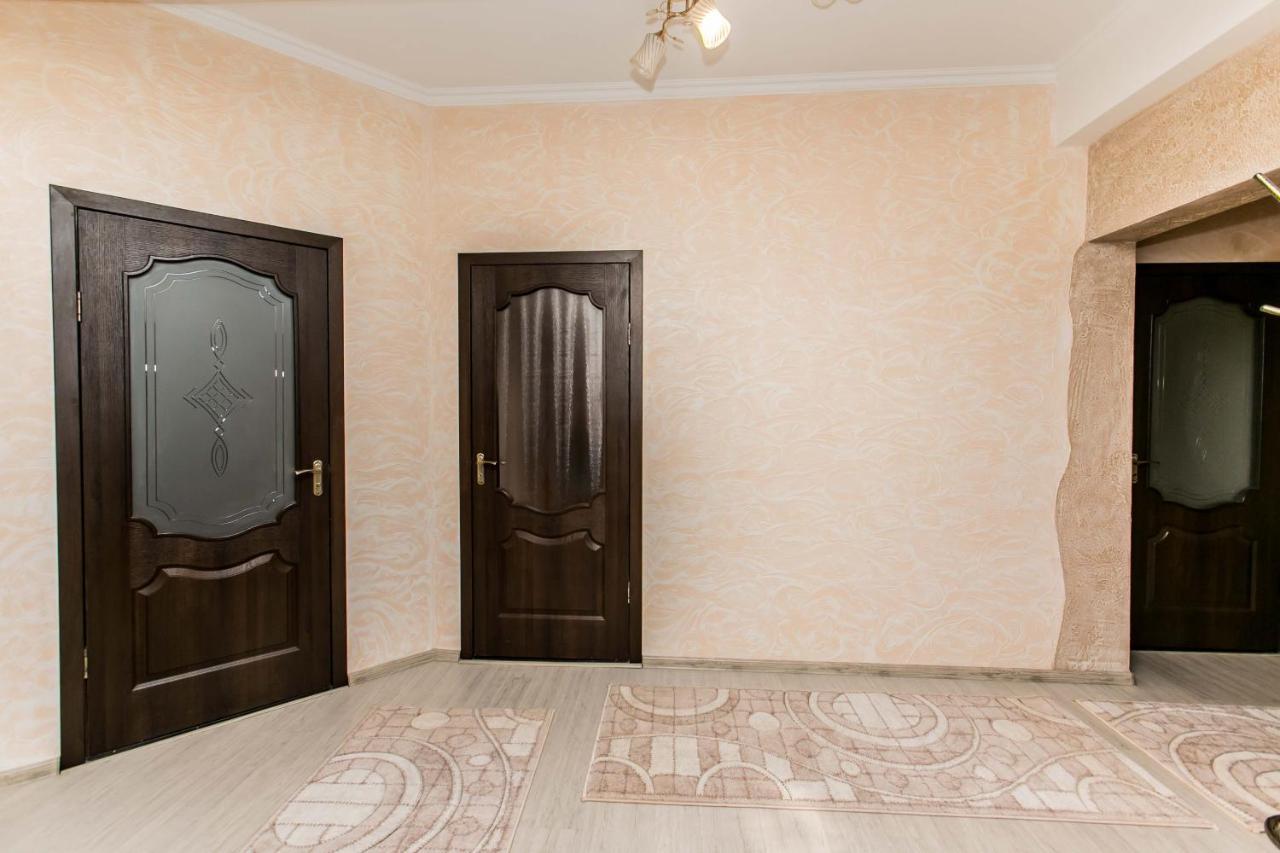 Apartament Spatios In Complex Residential Chisinau Exterior photo